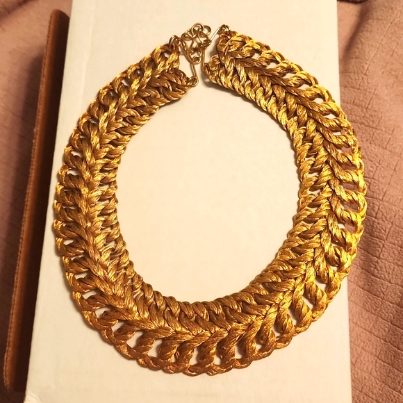 Vintage Gold Tone Rope  Choker Necklace - Picture 1 of 3